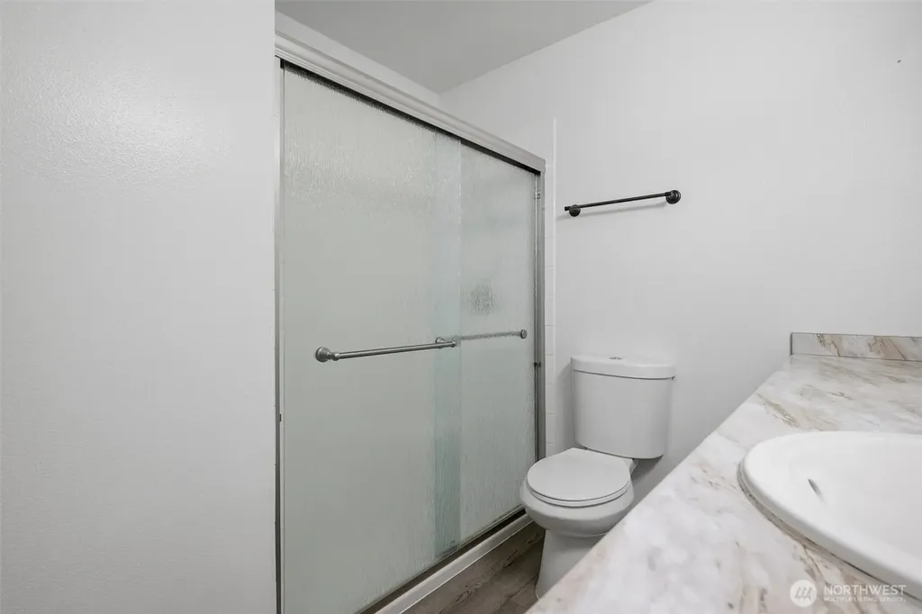 10457 Des Moines Memorial Drive S Seattle WA 98168
