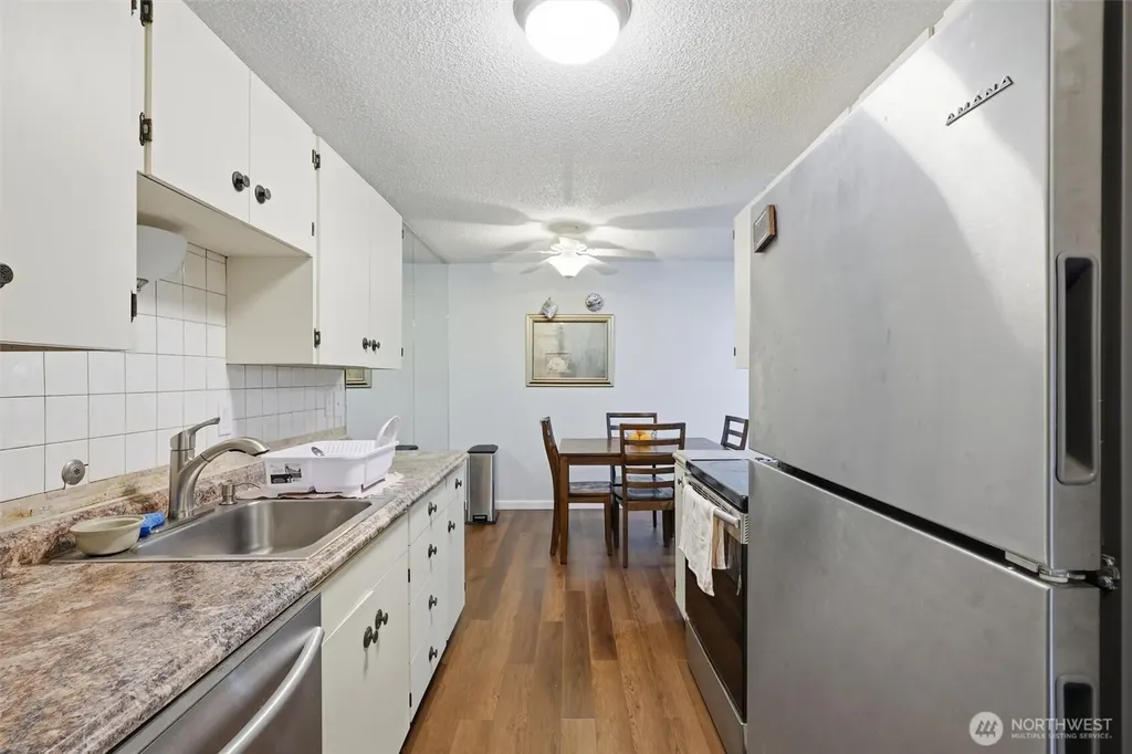 10457 Des Moines Memorial Drive S Seattle WA 98168