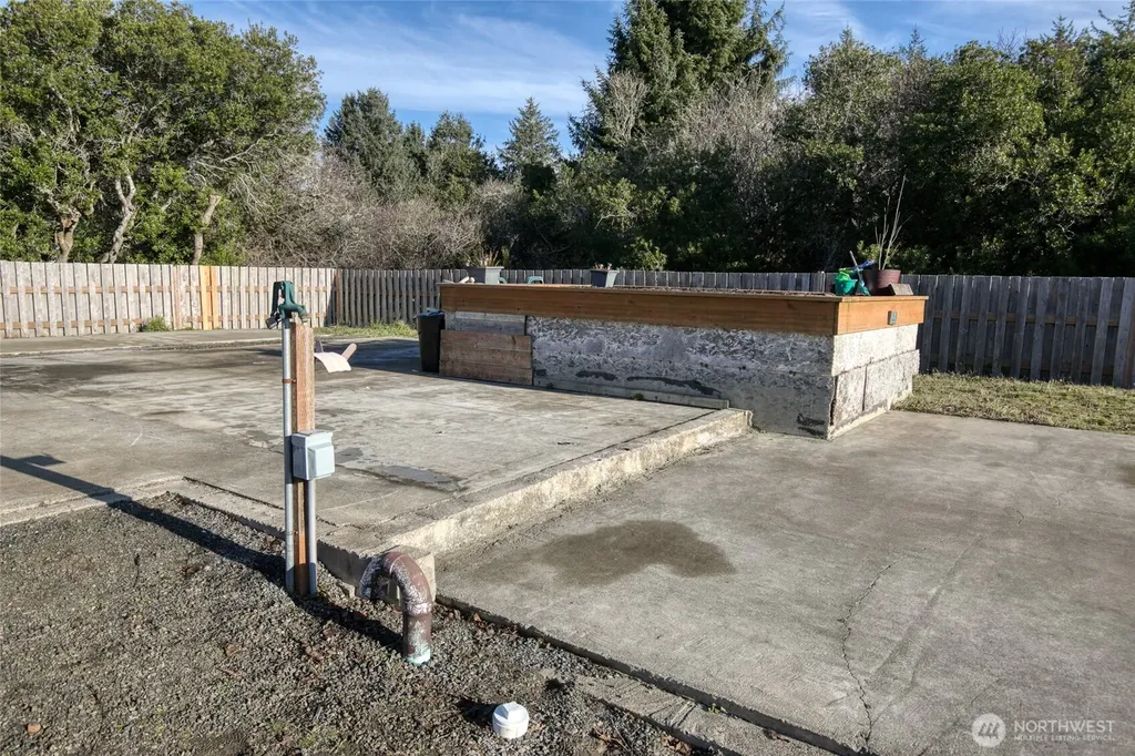 834 Whale Court SW Ocean Shores WA 98569