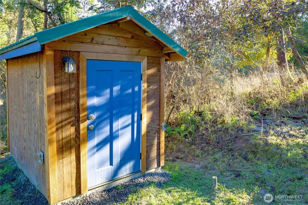 995 Kirner Road Sequim WA 98382
