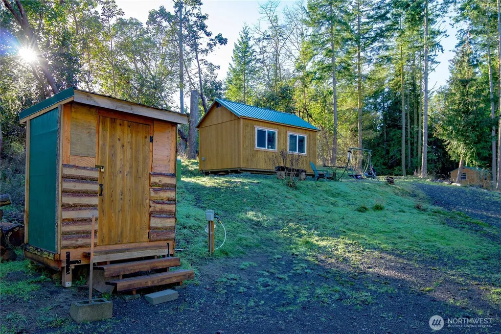 995 Kirner Road Sequim WA 98382