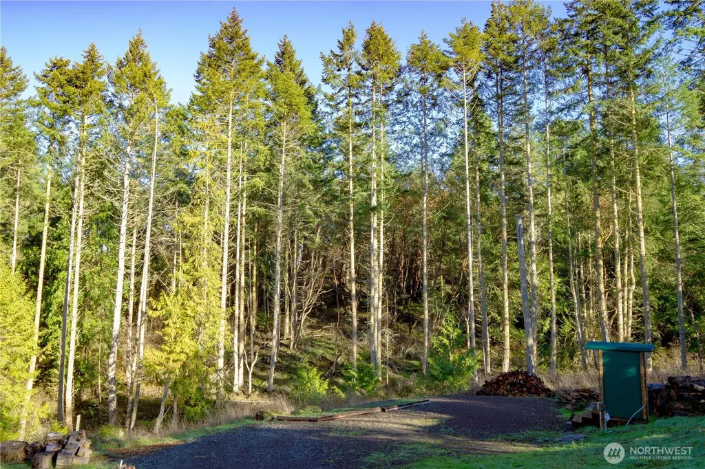 995 Kirner Road Sequim WA 98382