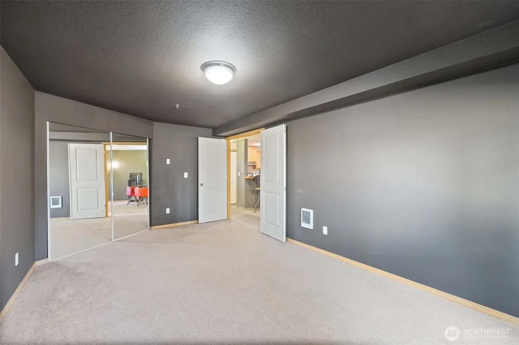 11527 Highway 99 Everett WA 98204