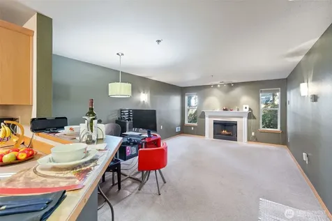 11527 Highway 99 Everett WA 98204