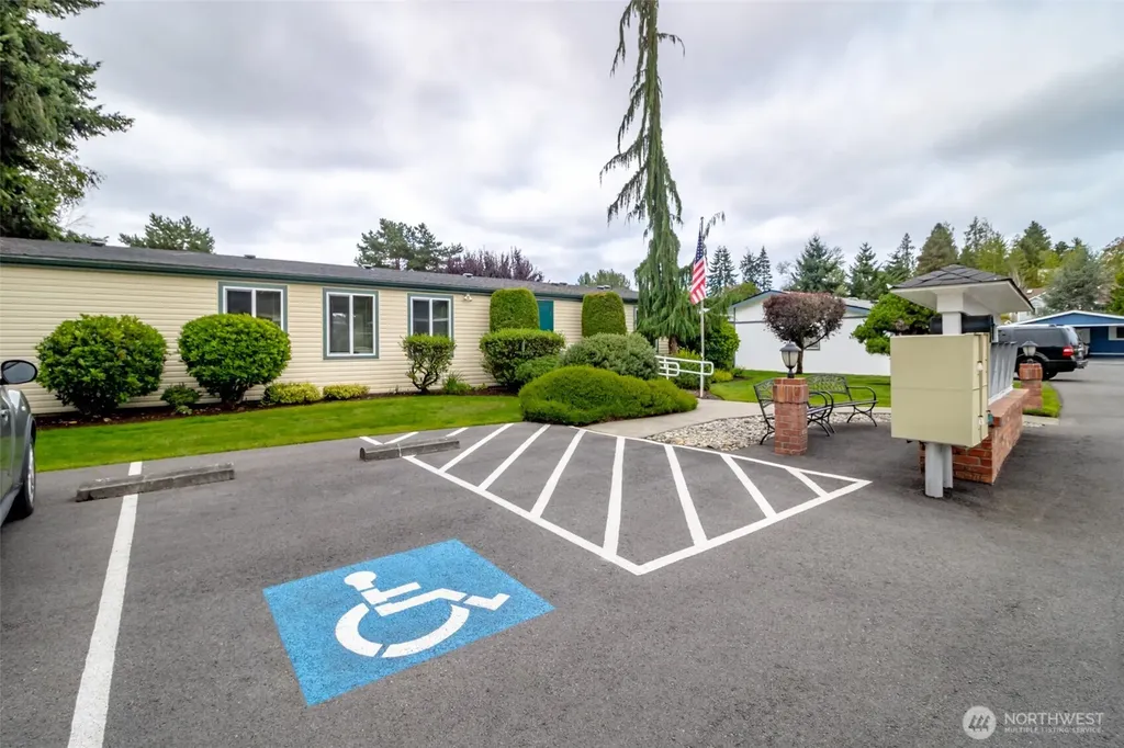 2611 S 288th Street Federal Way WA 98003