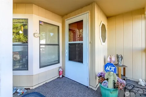 2611 S 288th Street Federal Way WA 98003