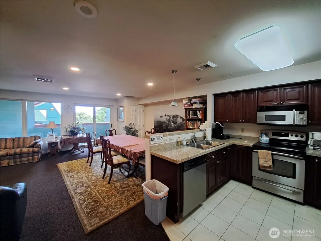 3201 Pacific Avenue Tacoma WA 98418