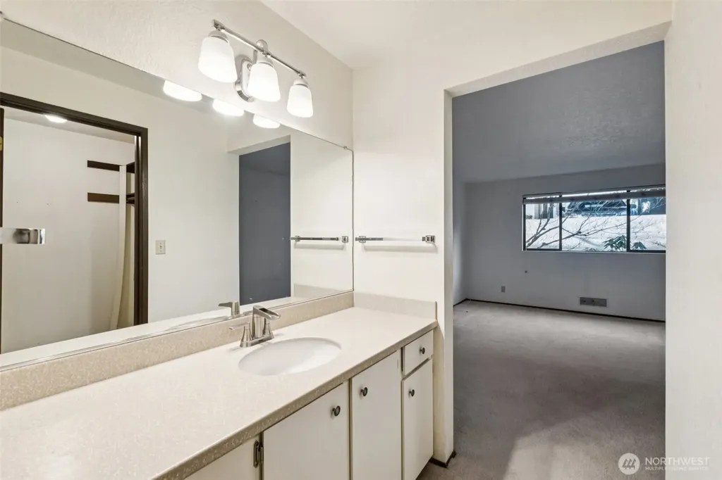 17918 23rd Lane NE Shoreline WA 98155