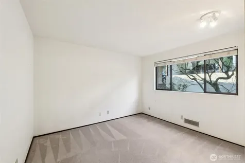 17918 23rd Lane NE Shoreline WA 98155