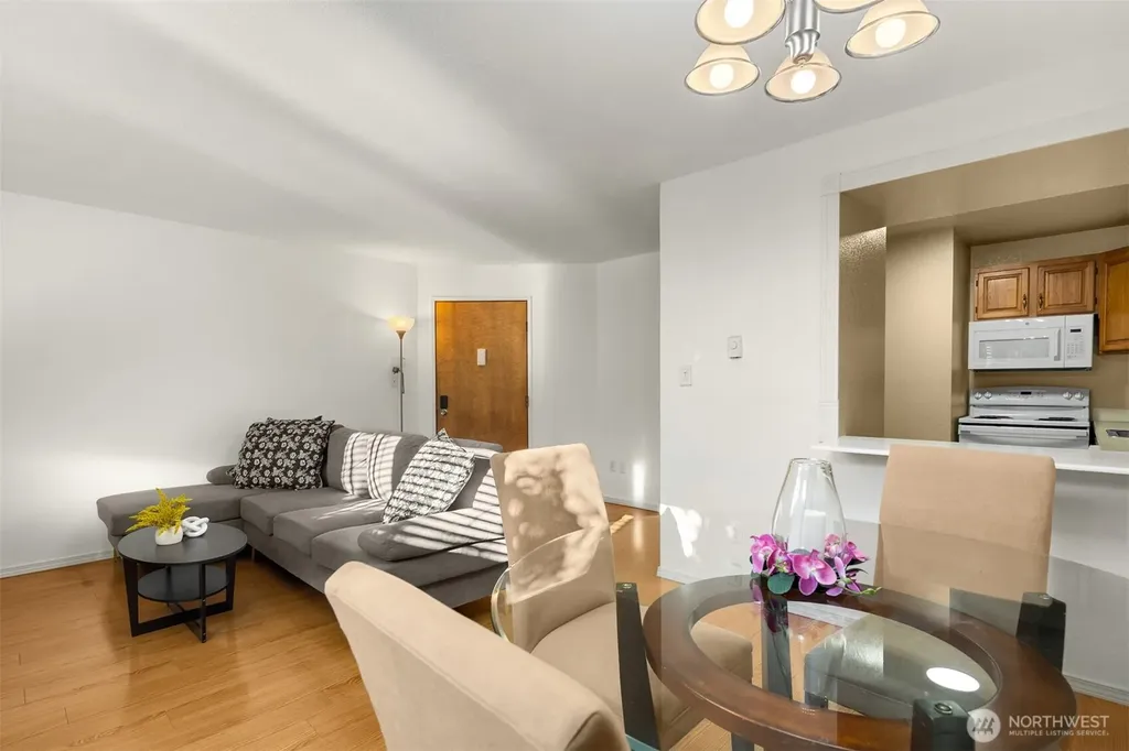 3024 NE 143rd Street Seattle WA 98125