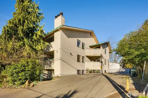 3024 NE 143rd Street Seattle WA 98125