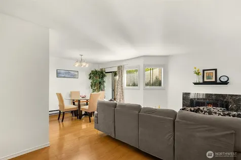 3024 NE 143rd Street Seattle WA 98125