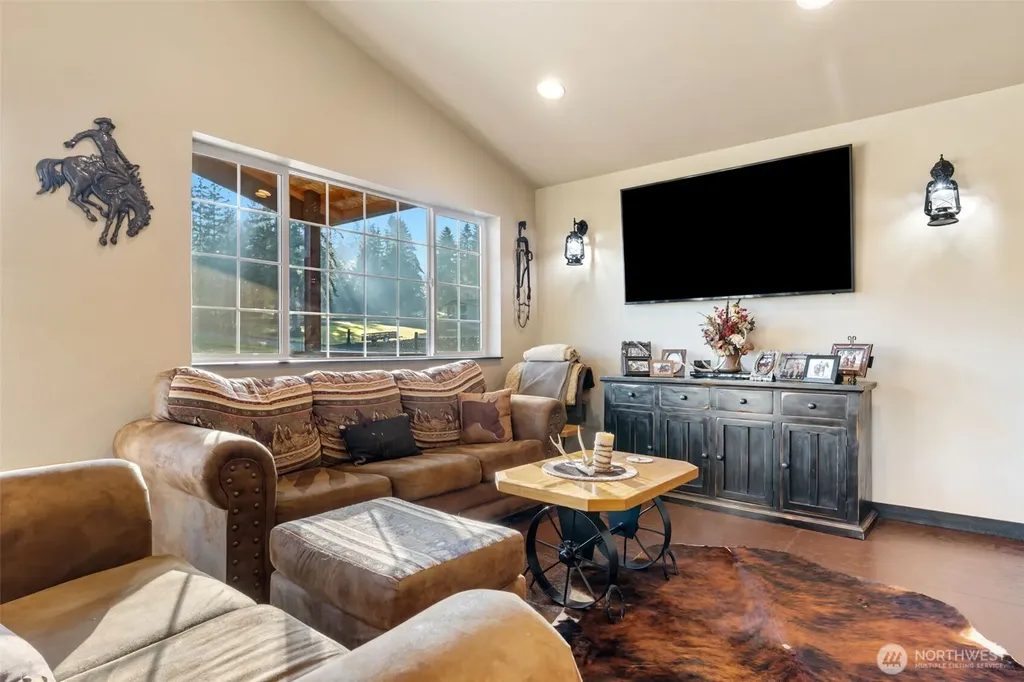 120 Gold Creek Place Chehalis WA 98532