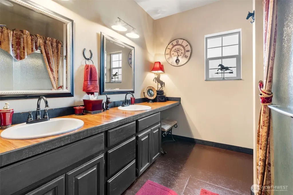 120 Gold Creek Place Chehalis WA 98532