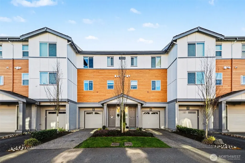 19315 36th Avenue SE Bothell WA 98012