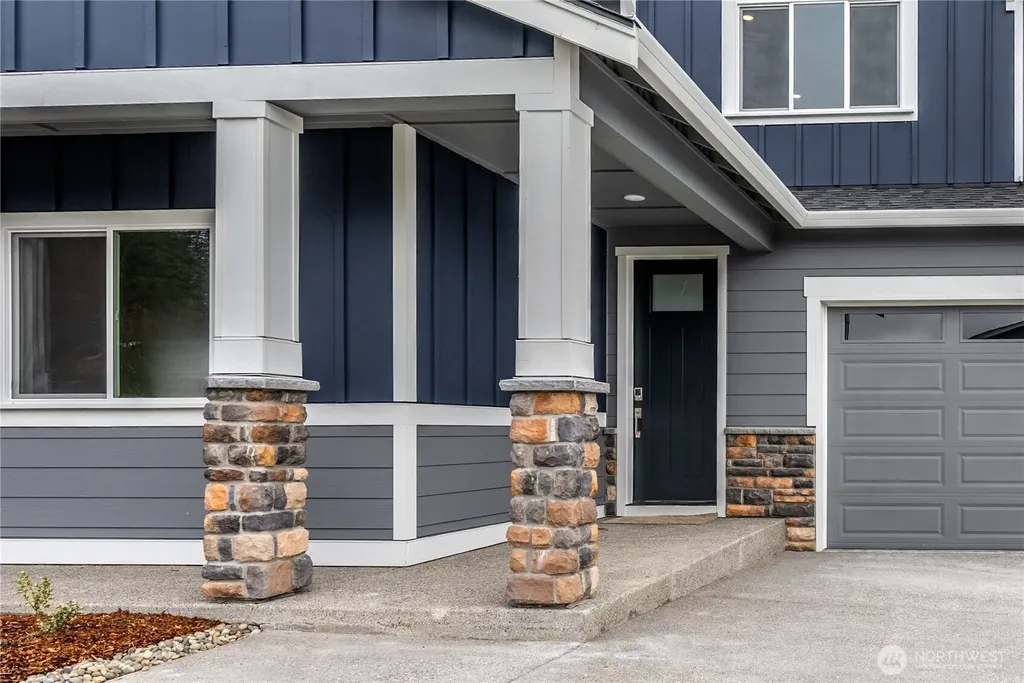 5990 Thornhill Avenue SW Port Orchard WA 98367