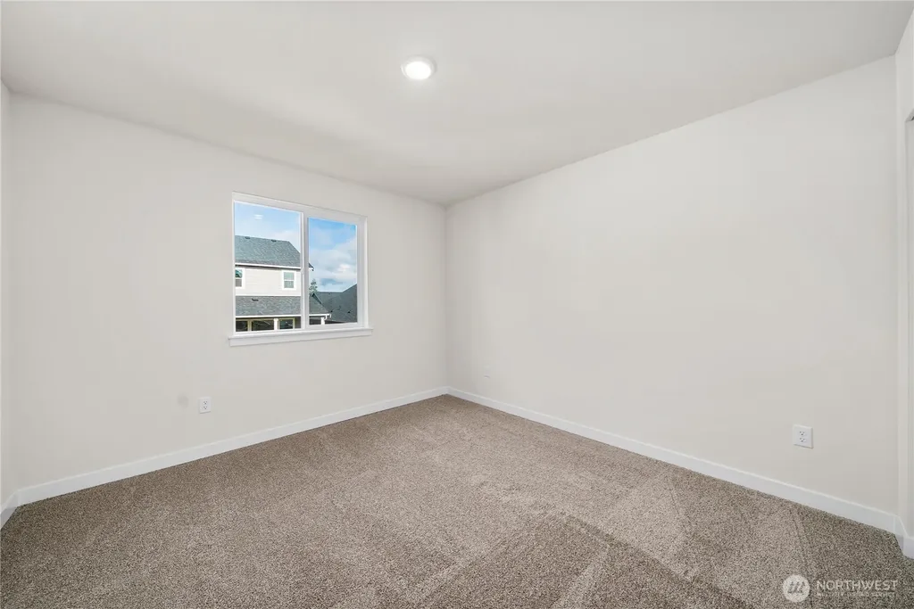 5990 Thornhill Avenue SW Port Orchard WA 98367