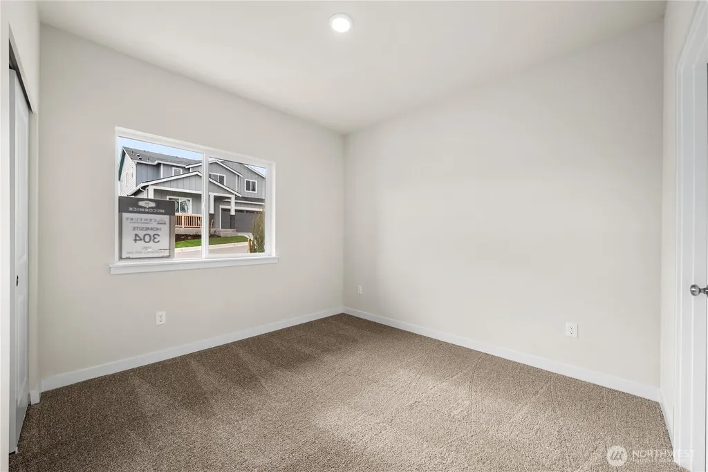 5990 Thornhill Avenue SW Port Orchard WA 98367