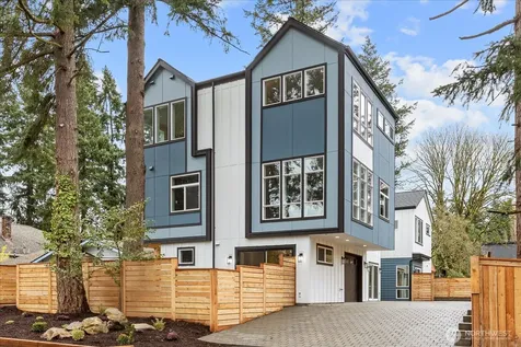 14308 Roslyn Place N Seattle WA 98133