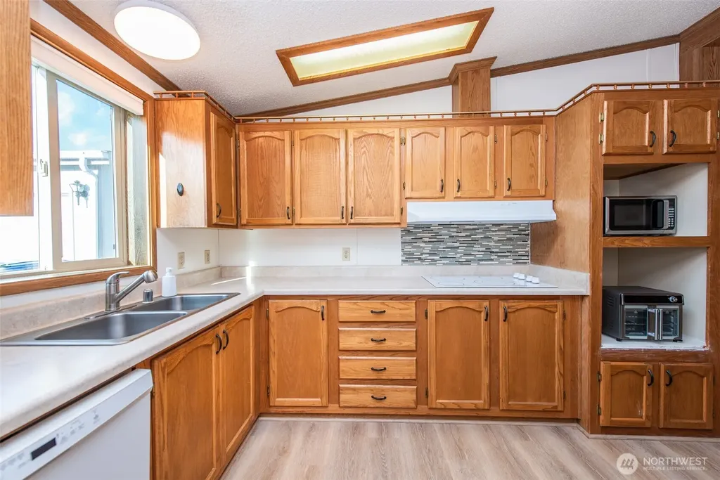 628 N 7th Avenue Sequim WA 98382