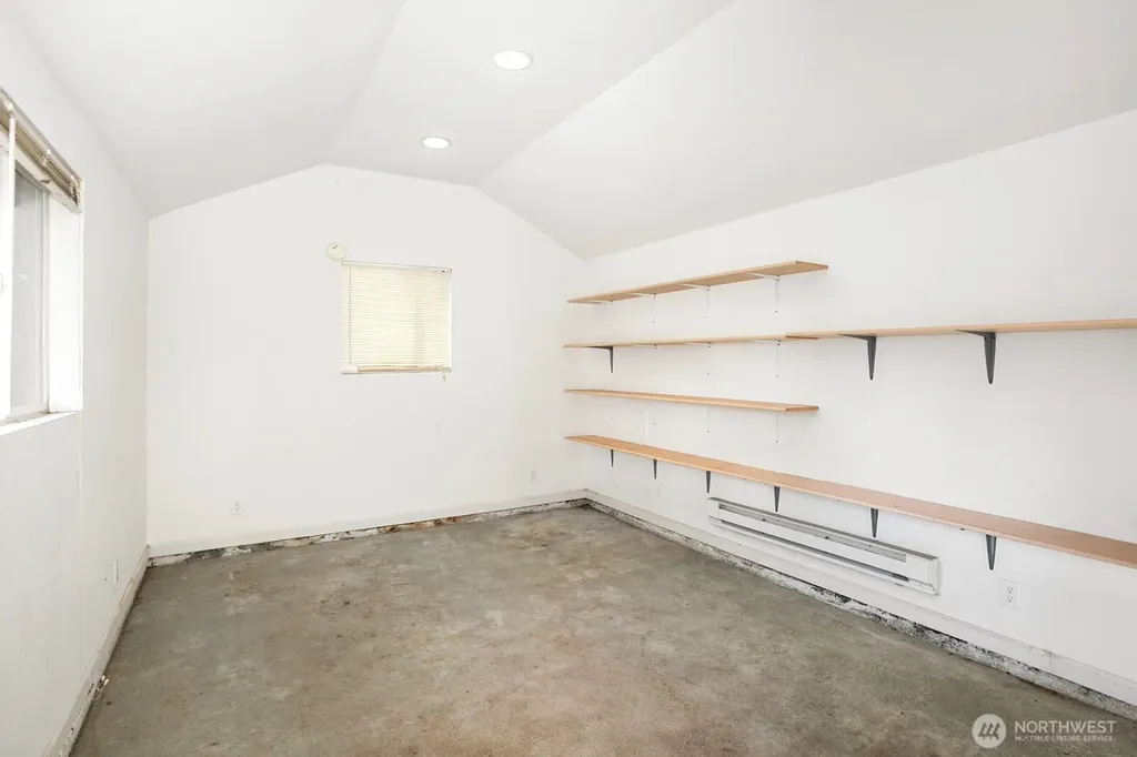 4205 34th Avenue S Seattle WA 98118