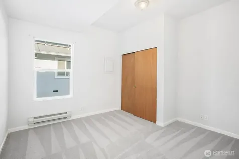 4205 34th Avenue S Seattle WA 98118