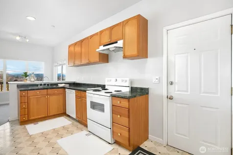 4205 34th Avenue S Seattle WA 98118
