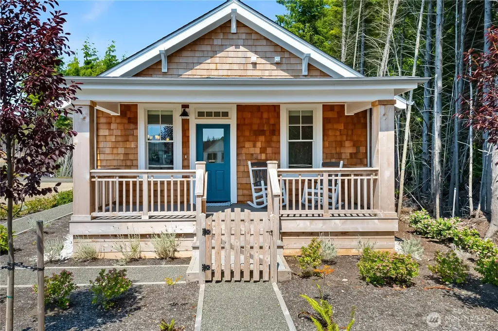 24 Switchback Lane Pacific Beach WA 98571