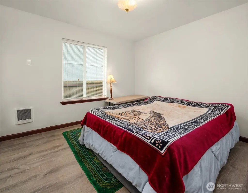 1426 E 46th Street Tacoma WA 98404