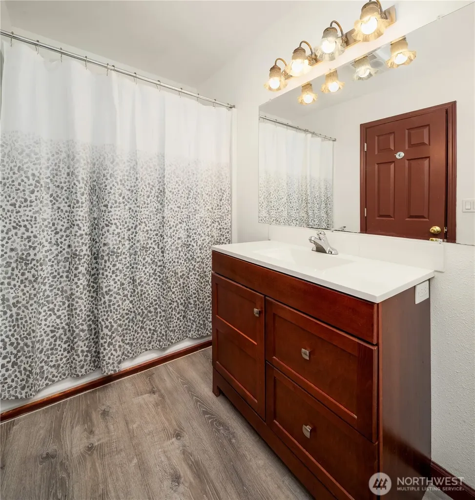 1426 E 46th Street Tacoma WA 98404