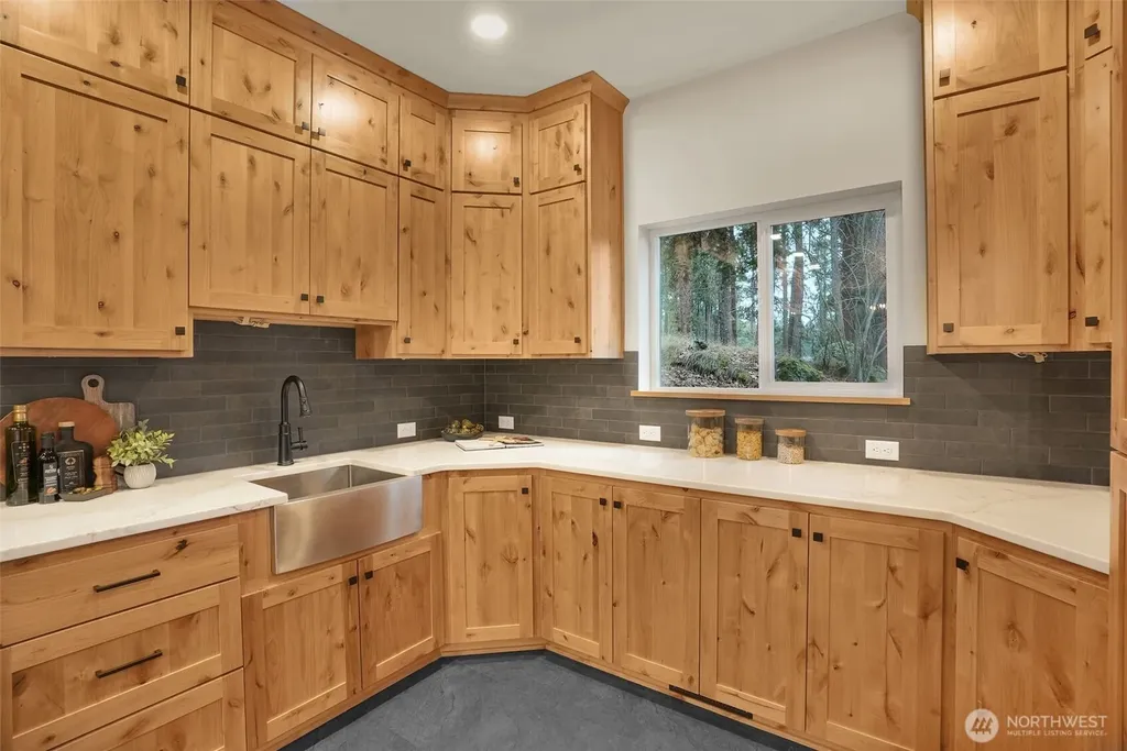 13827 E 46th Avenue Spokane WA 99206