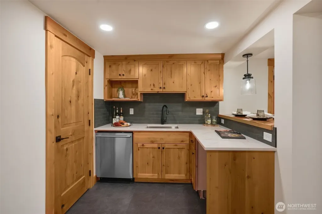 13827 E 46th Avenue Spokane WA 99206