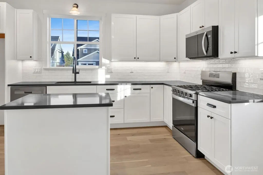 530 E Sunset Drive Bellingham WA 98225