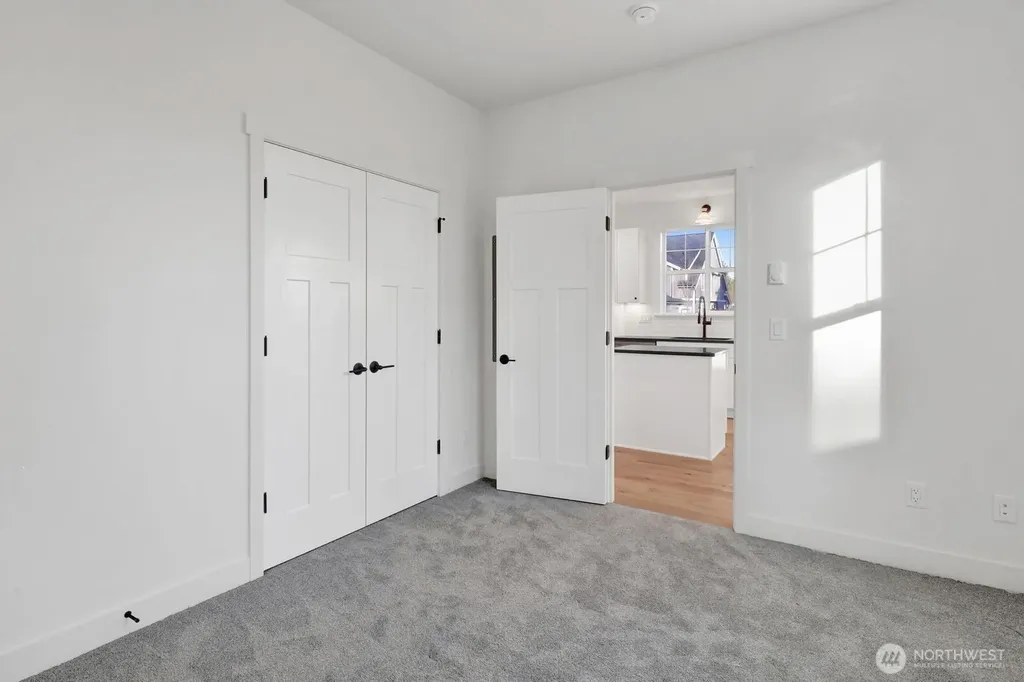530 E Sunset Drive Bellingham WA 98225