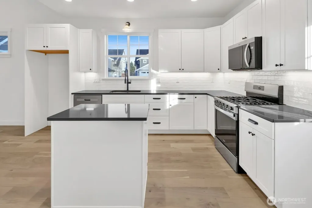 530 E Sunset Drive Bellingham WA 98225