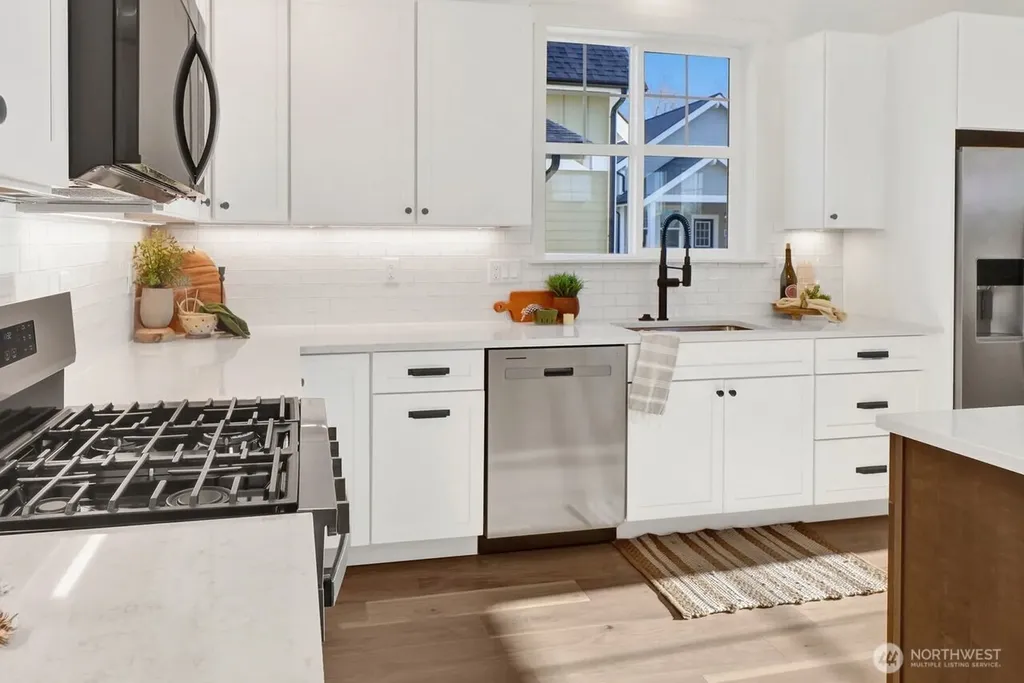 530 E Sunset Drive Bellingham WA 98225