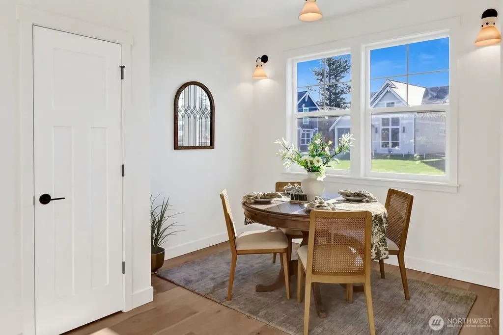 530 E Sunset Drive Bellingham WA 98225