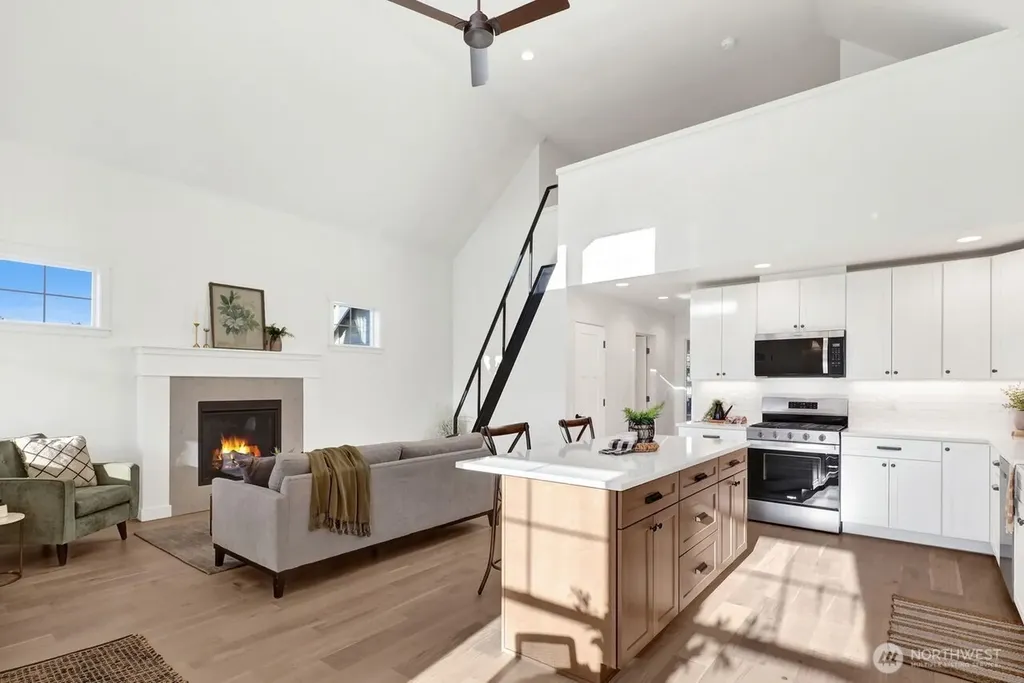 530 E Sunset Drive Bellingham WA 98225