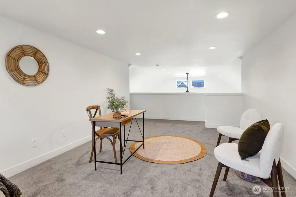 530 E Sunset Drive Bellingham WA 98225