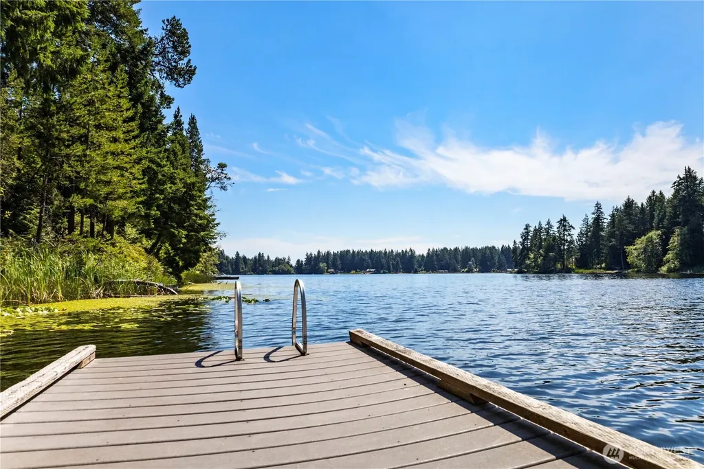 9229 Kootenia Drive Anderson Island WA 98303