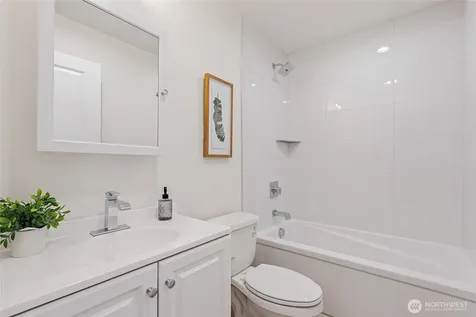 11231 Greenwood Avenue N Seattle WA 98133