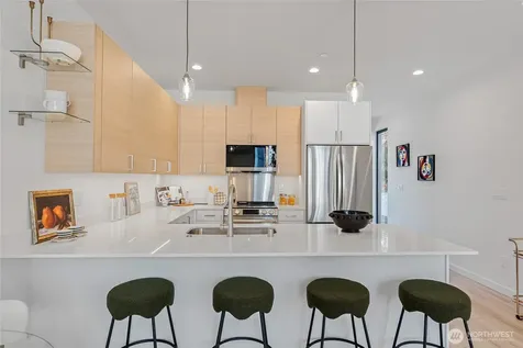 11231 Greenwood Avenue N Seattle WA 98133