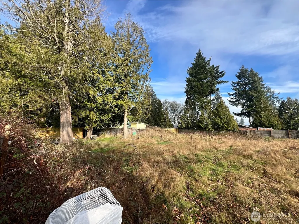 34660 Military Road S Auburn WA 98001