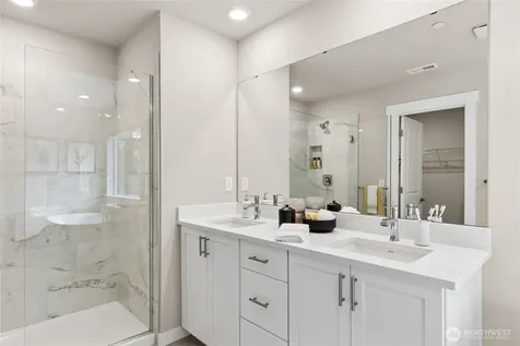 10520 135th Place NE Kirkland WA 98033