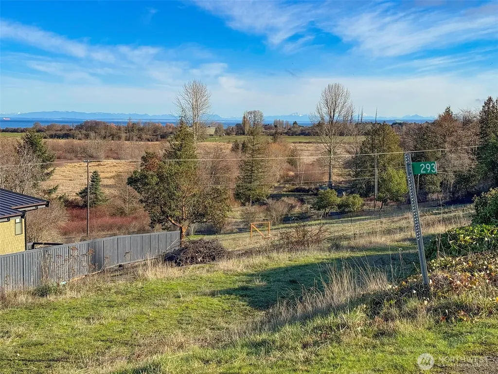 293 Moonlight Drive Sequim WA 98382
