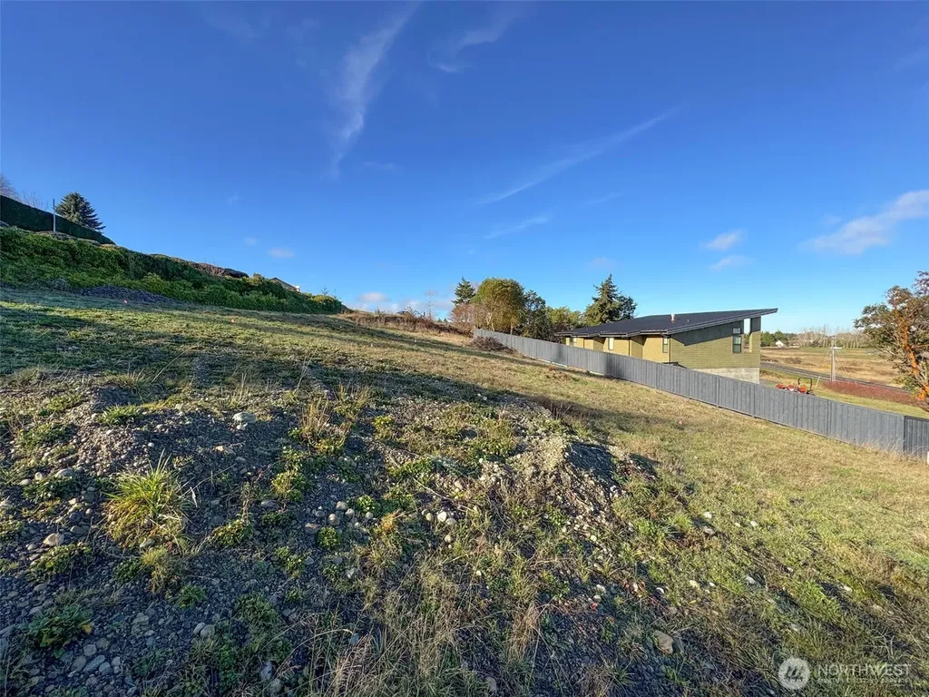 293 Moonlight Drive Sequim WA 98382