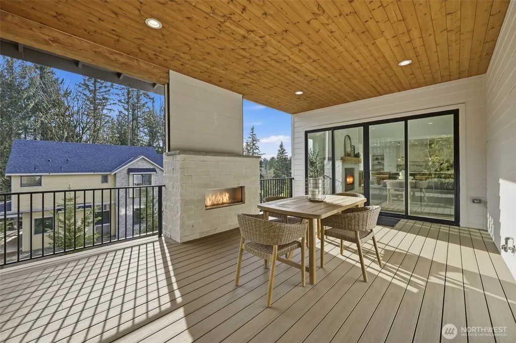 26030 NE 29th Place Redmond WA 98053
