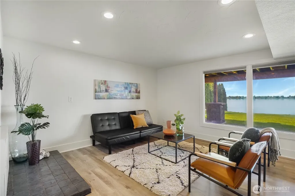 2102 Elgin Road NE Moses Lake WA 98837
