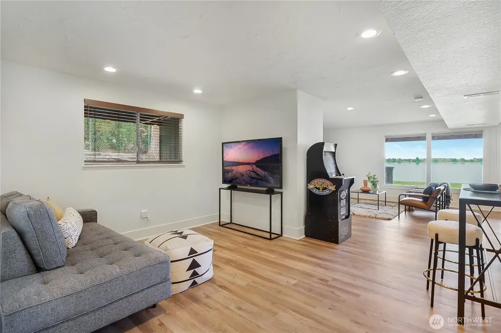 2102 Elgin Road NE Moses Lake WA 98837