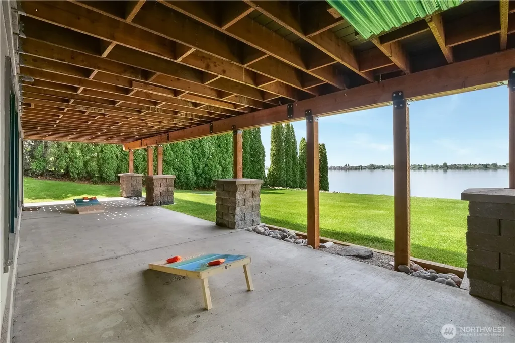 2102 Elgin Road NE Moses Lake WA 98837